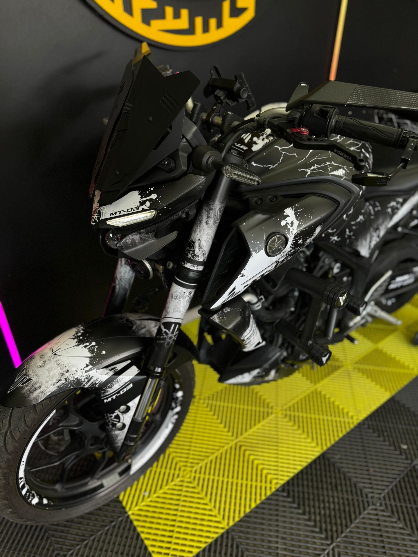 YAMAHA MT-25