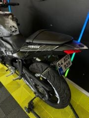 YAMAHA MT-25
