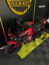 RS 200 STİCKER SET resmi